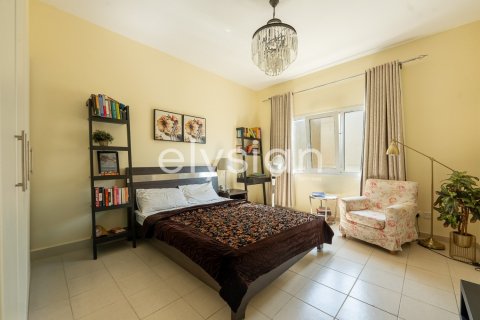 Villa de 4 dormitorios en Meadows, UAE No. 64643 4