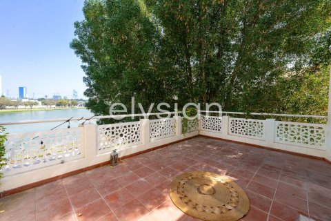 Villa de 4 dormitorios en Meadows, UAE No. 64643 3