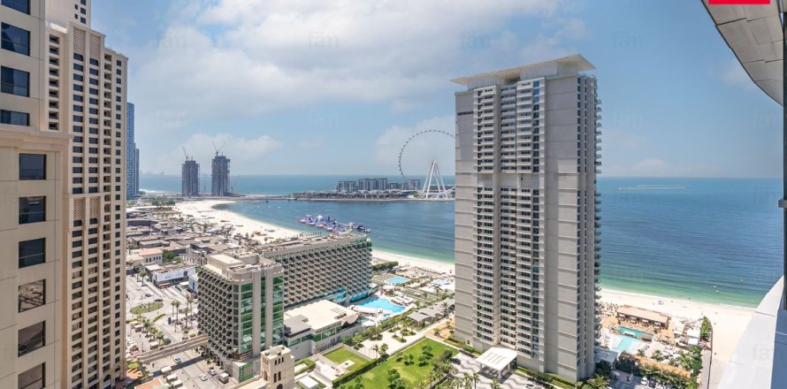 Apartment de 3 dormitorios en Dubai, UAE No. 159442