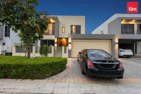 4 bedrooms Villa in Dubai Hills Estate, UAE No. 149506