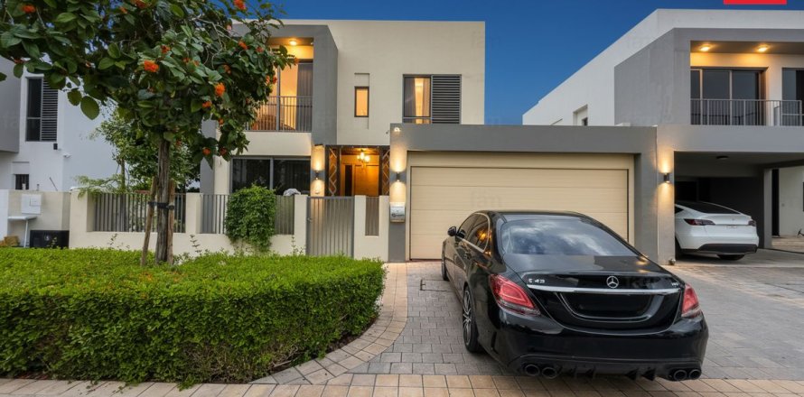 Villa de 4 dormitorios en Dubai Hills Estate, UAE No. 149506