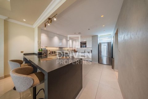 Apartment de 3 dormitorios en The Crescent, UAE No. 218025 7