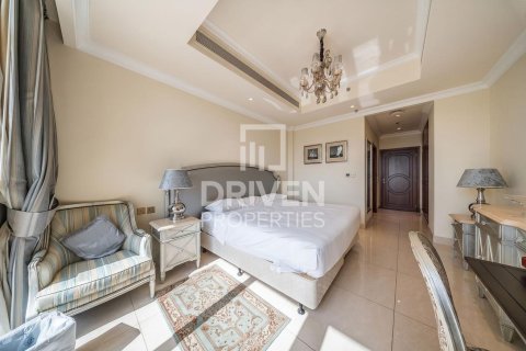 Apartment de 3 dormitorios en The Crescent, UAE No. 218025 9