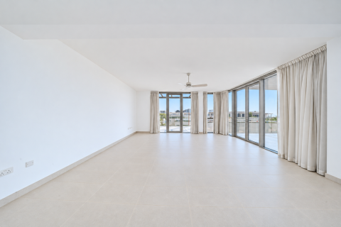 Villa de 5 dormitorios en Al Raha Beach, UAE No. 215356 6