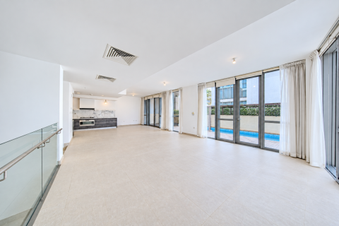 Villa de 5 dormitorios en Al Raha Beach, UAE No. 215356 5