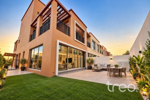 5 bedrooms Villa in Damac Lagoons, UAE No. 220830