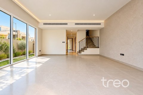 5 bedrooms Villa in Damac Lagoons, UAE No. 220830 3