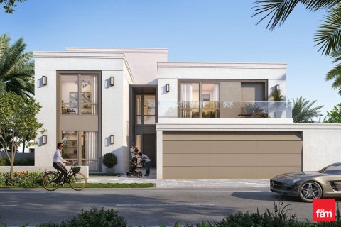 6 bedrooms Villa in Dubai, UAE No. 215737 2