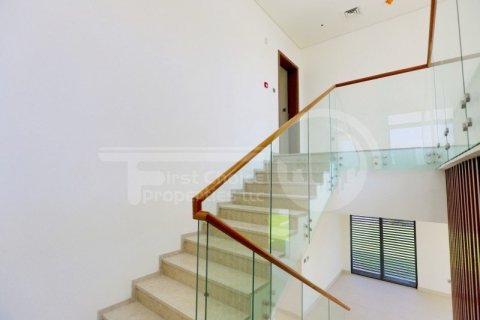 Villa de 5 chambres à Yas Island, UAE No. 13399 15