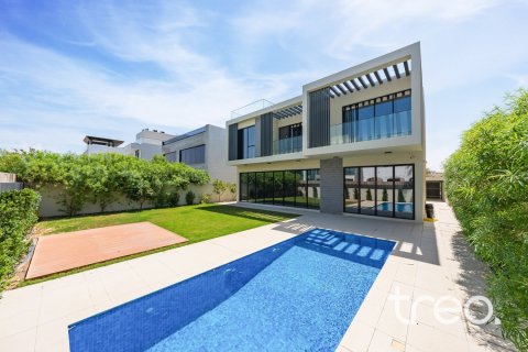 5 bedrooms Villa in Jumeirah Park, UAE No. 220529
