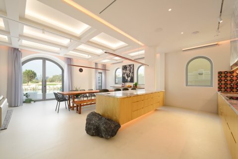 Вилла с 5 спальнями в Dubai Sports City, ОАЭ №226463 20