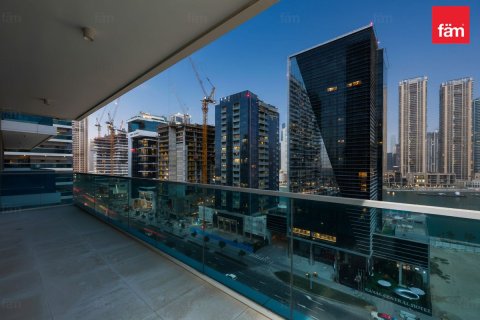 3 bedrooms Apartment in Business Bay, UAE No. 216281 15
