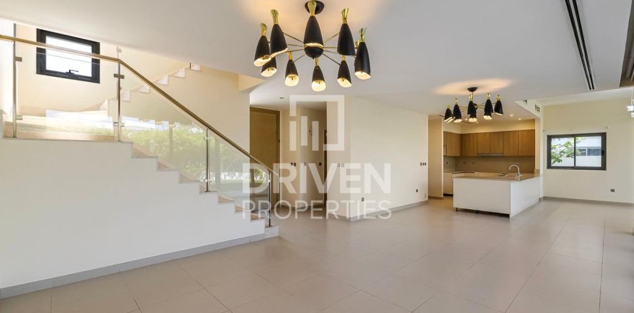 Вилла с 5 спальнями в Sidra Villas, ОАЭ №211779