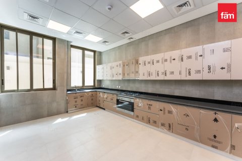 Villa de 5 dormitorios en Al Furjan, UAE No. 152846 10