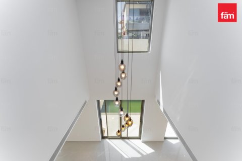 Villa de 5 dormitorios en Al Furjan, UAE No. 152846 11