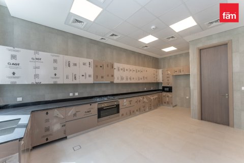 Villa de 5 dormitorios en Al Furjan, UAE No. 152846 9