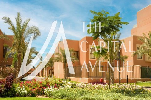 Villa de 4 dormitorios en Abu Dhabi, UAE No. 223542 6