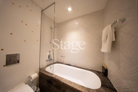 Apartment de 3 dormitorios en DAMAC HEIGHTS Dubai Marina, UAE No. 226780 8