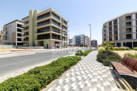 Bâtiment de 750.01m² à Dubai, UAE No. 211218 2