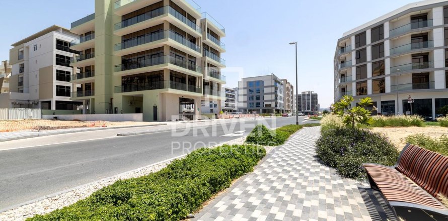 Bâtiment de 750.01m² à Dubai, UAE No. 211218