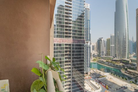 Квартира с 2 спальнями в Jumeirah Islands, ОАЭ №217080 20