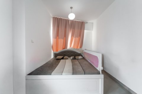Квартира с 2 спальнями в Jumeirah Islands, ОАЭ №217080 12