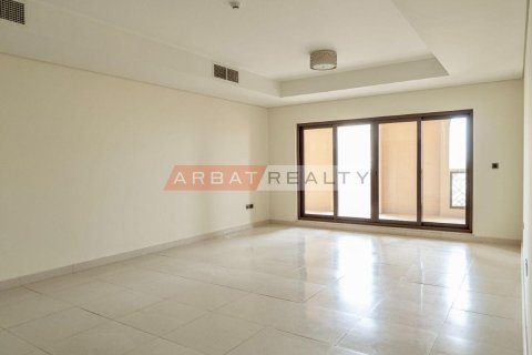 Apartment de 3 dormitorios en The Crescent, UAE No. 220381