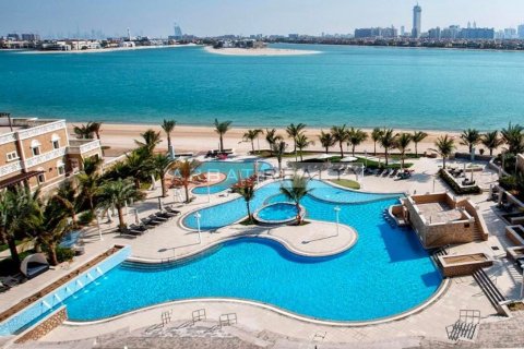 Apartment de 3 dormitorios en The Crescent, UAE No. 220381 3