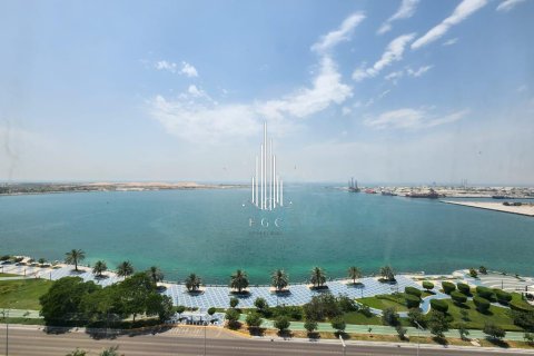 2 bedrooms Apartment in Corniche Road, UAE No. 34478