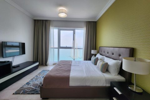 Apartment de 2 dormitorios en Corniche Road, UAE No. 34478 8