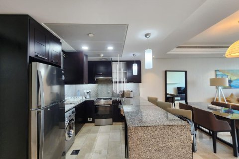 Apartment de 2 dormitorios en Corniche Road, UAE No. 34478 11