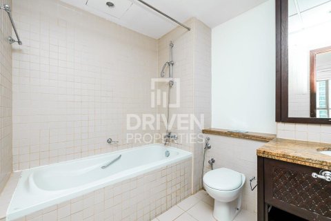 Квартира с 1 спальней в The Residences, ОАЭ №218663 10