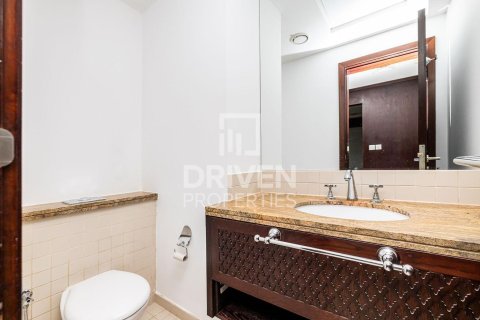 Квартира с 1 спальней в The Residences, ОАЭ №218663 9