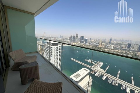 Квартира с 2 спальнями в EMAAR Beachfront, ОАЭ №80961 14