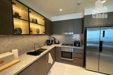 Квартира с 2 спальнями в EMAAR Beachfront, ОАЭ №80961 77