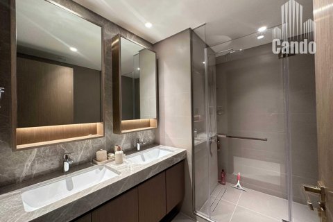Квартира с 2 спальнями в EMAAR Beachfront, ОАЭ №80961 9