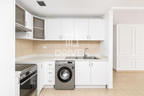 2 bedrooms Apartment in Rimal, UAE No. 212428 6