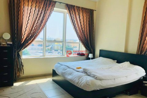 Apartment de 2 dormitorios en Jumeirah Lake Towers, UAE No. 39673 6
