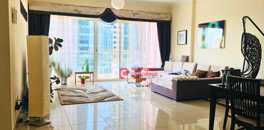 Apartment de 2 dormitorios en Jumeirah Lake Towers, UAE No. 39673