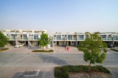 3 bedrooms Townhouse in Dubai, UAE No. 219098 30