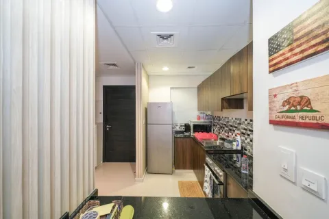 3 bedrooms Townhouse in Dubai, UAE No. 219098 8