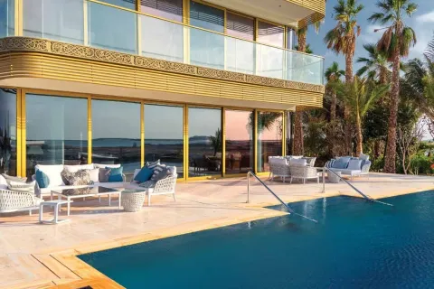 7 bedrooms Villa in Dubai, UAE No. 135027 5