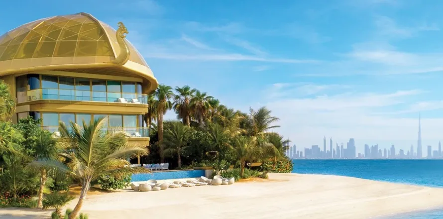 7 bedrooms Villa in Dubai, UAE No. 135027