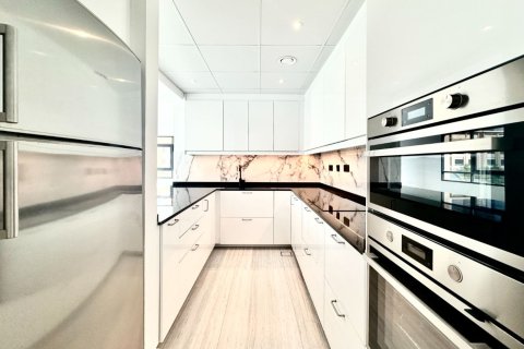 Apartment de 3 dormitorios en Greens, UAE No. 221720 8