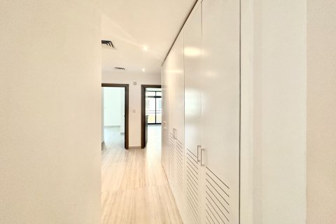 Apartment de 3 dormitorios en Greens, UAE No. 221720 10