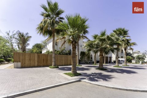 6 bedrooms Villa in Al Furjan, UAE No. 165977 22