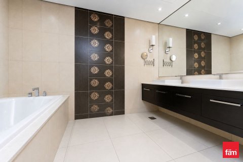 6 bedrooms Villa in Al Furjan, UAE No. 165977 29