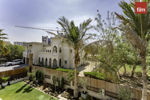 6 bedrooms Villa in Al Furjan, UAE No. 165977 24
