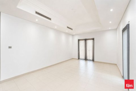 6 bedrooms Villa in Al Furjan, UAE No. 165977 17