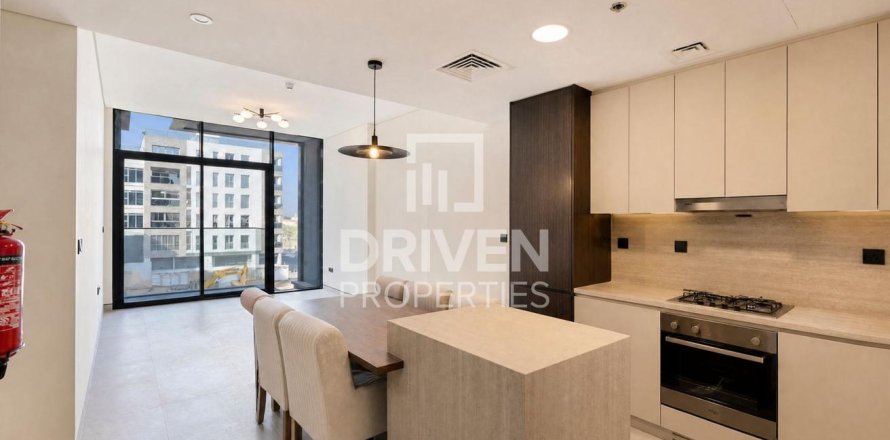2 bedrooms Apartment in District 11, UAE No. 218644